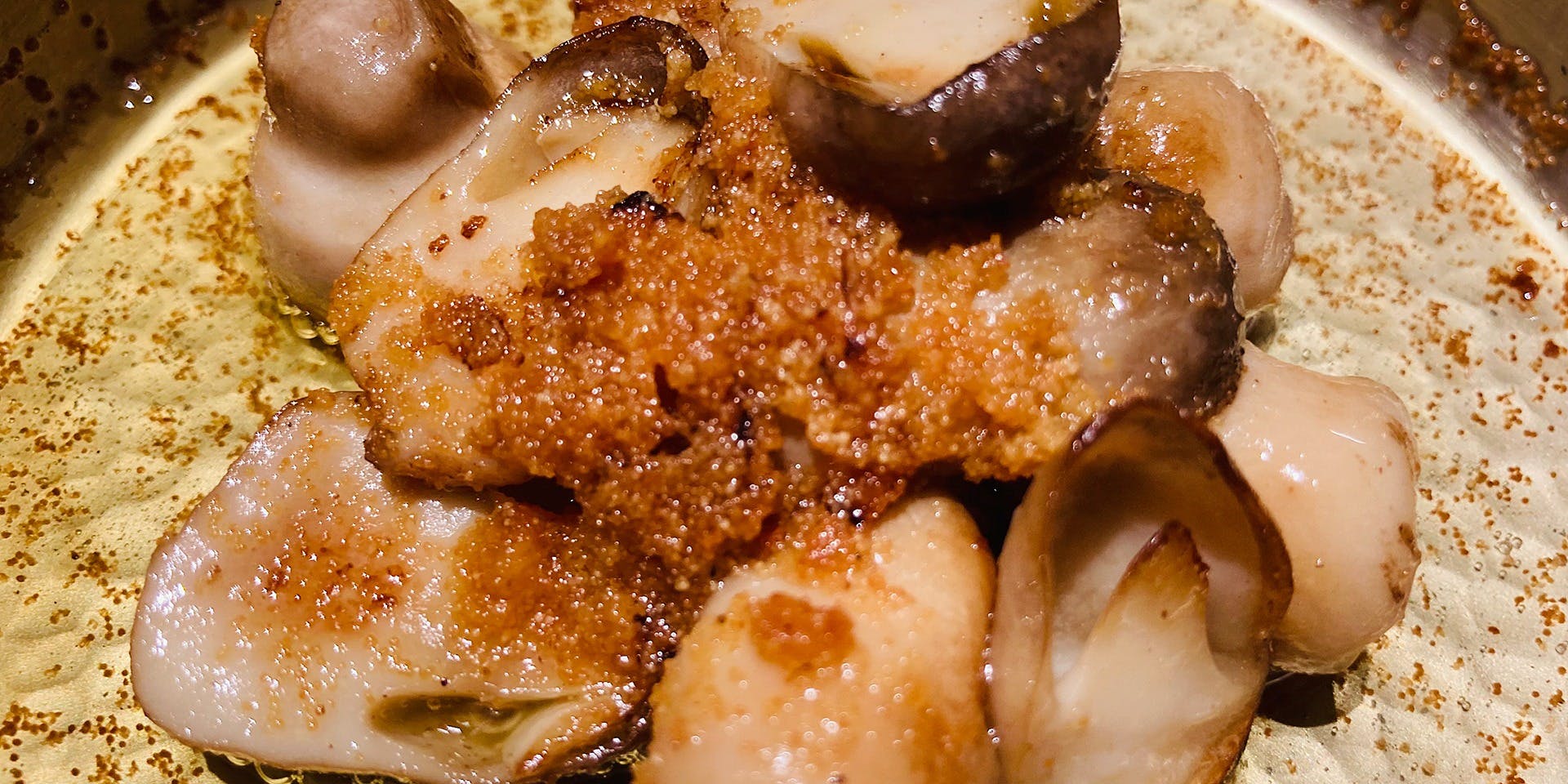 鳩肉料理とワインの店 鳩肉屋 - 画像3