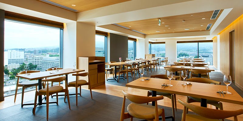 記念日におすすめのレストラン・ROBATA GRILL 炉 L´EAU／富士山三島 東急ホテルの写真1
