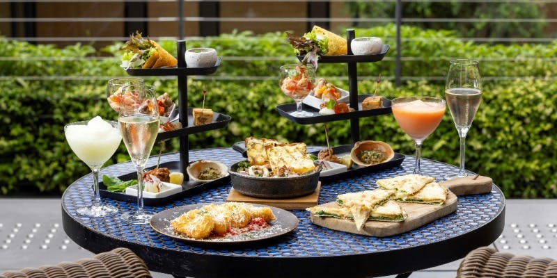 【忘年会・新年会プラン】カクテルやビールなど2時間飲み放題付（テラス席可・12/1～2/28）