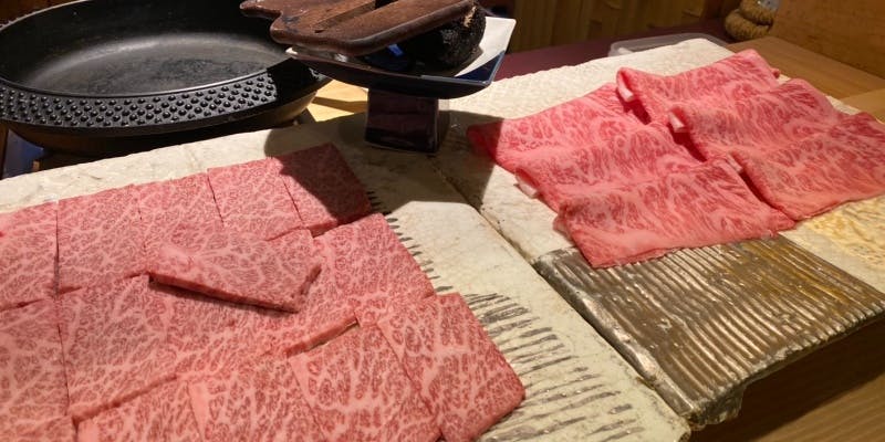 【遠州夢咲牛のトリュフすき焼きコース】黒毛和牛を贅沢にトリュフとともにすき焼きで頂くプラン