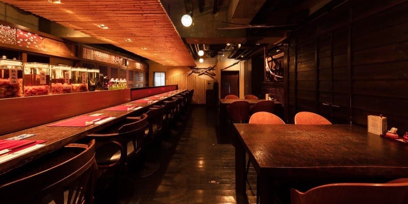 神宮前もくちの木を基調とした内観