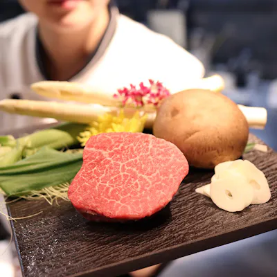 こだわりの食材と、女性シェフならではの繊細な料理の数々