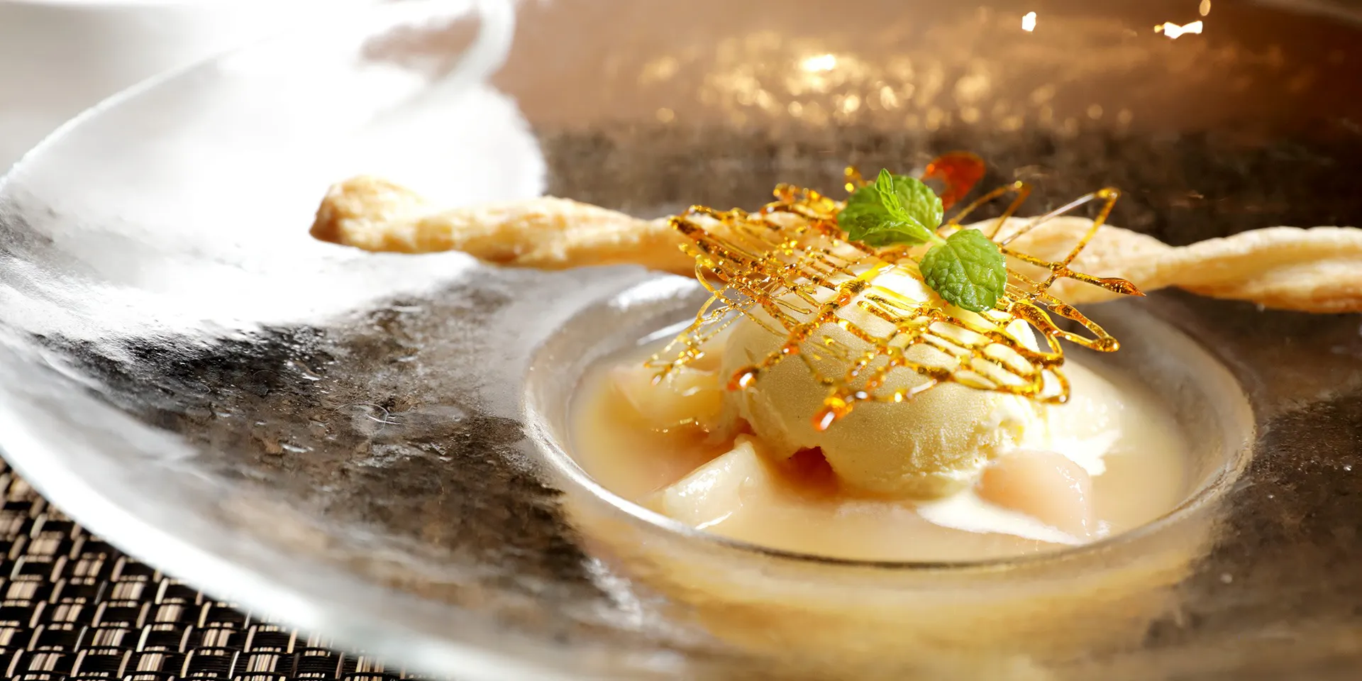 ランチ 鉄板焼 桜 てっぱんやき さくら あーとほてるこくら にゅーたがわ アートホテル小倉 ニュータガワ 鉄板焼 一休 Comレストラン