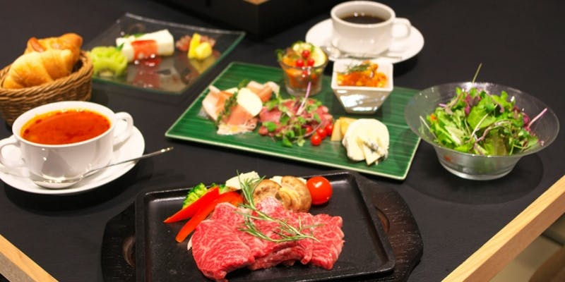 【鉄板焼コース】美熊野牛サーロインステーキ、旬の焼き野菜など全7品
