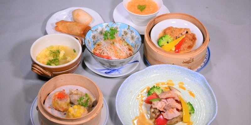 一休限定価格！【ホイサム】北京ダック、ふかひれスープ、お肉料理など全8品（半個室確約）