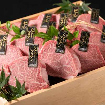 牛凰の肉箱
