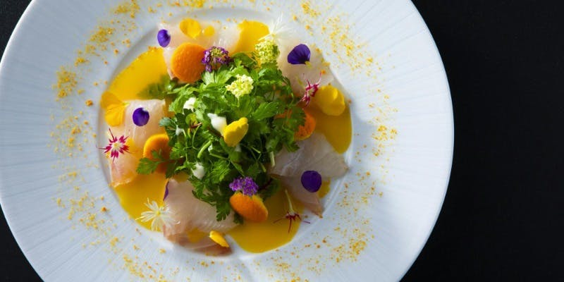 【SERENO】肉厚国産牛のローストビーフがメインディッシュの全5品＋個室確約