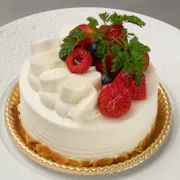 ホールケーキ ショート2