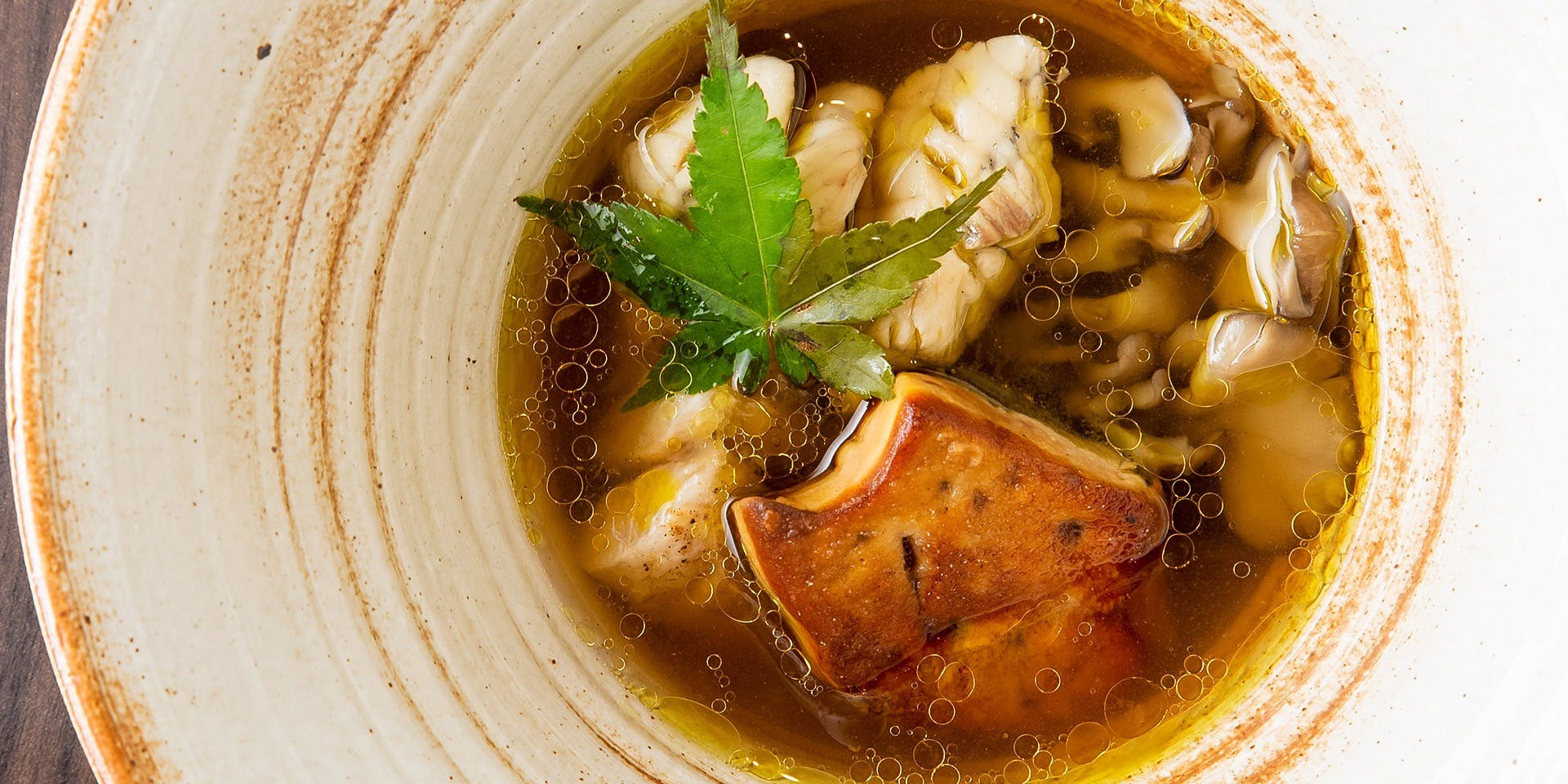 小野の離れ 博多本店