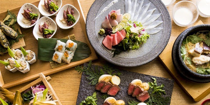 ダイナミックキッチン＆バー 響 横浜スカイビル店