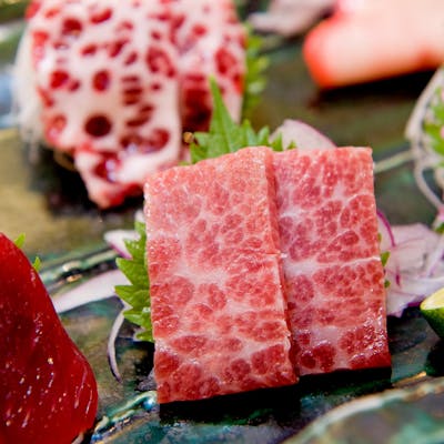 「鯨の旨さ」と「未体験の味覚」を