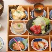 虎連坊 ヒルトンプラザウエスト店