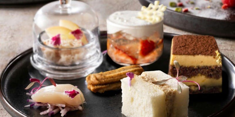 【Light Afternoon Tea】冬の味覚を存分に味わうスイーツとセイボリー全6種（12/2～3/2・平日・90分制）