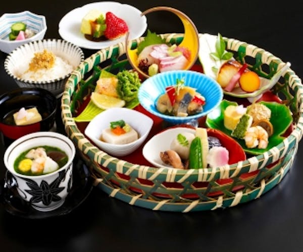 ランチ カフェ 熱海 凜 Okaimonoモール レストラン ランチ カフェ 熱海 凜 Okaimonoモール レストラン