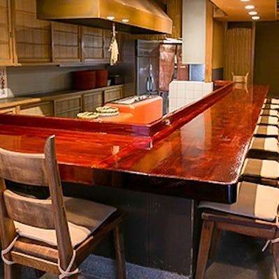 中東久雄氏の軽妙なトークを体感できる特等席