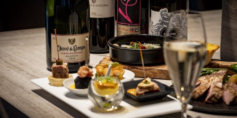 エーシーキッチン Ac Kitchen Acホテル バイ マリオット東京銀座 イノベーティブタパスラウンジ 一休 Comレストラン