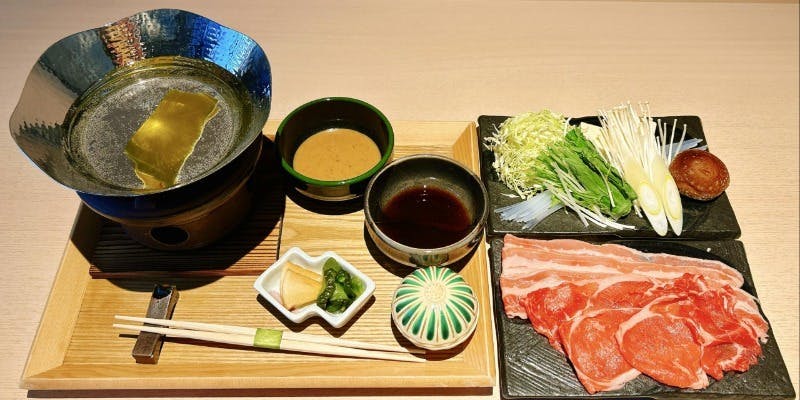 【牛しゃぶしゃぶ定食】新しいメニュー