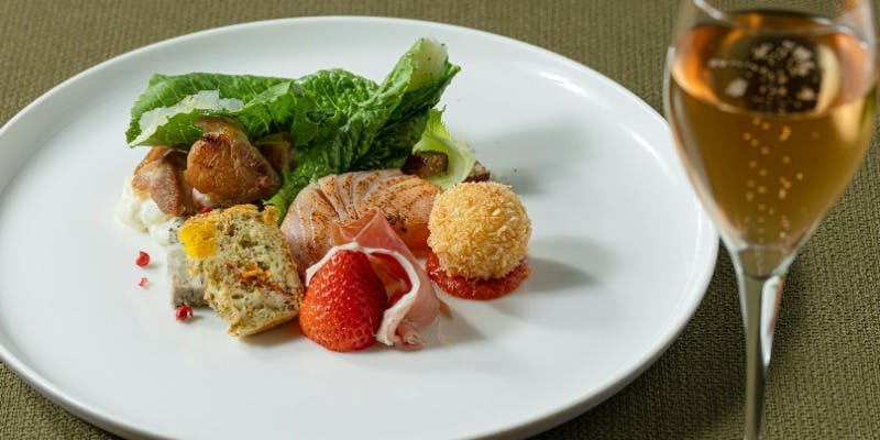 【4名以上で個室料無料】さらに【8名様以上で　幹事様（1名無料）】3時間飲み放題付き 忘年会プラン