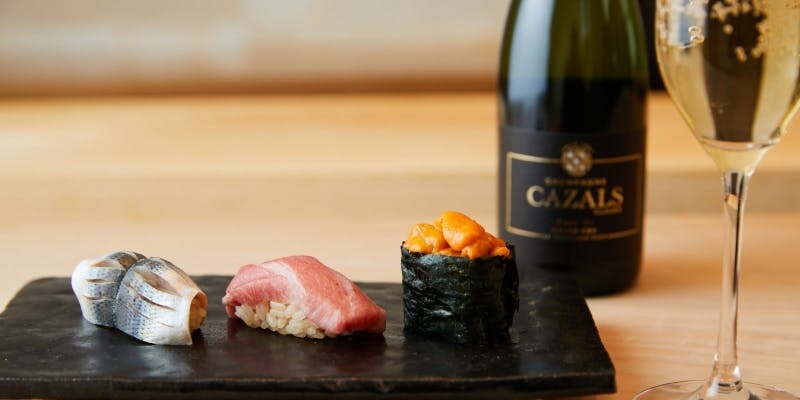 【Xmas2025】  おまかせ ＜旬のおつまみと江戸前握り＞シャンパーニュ付き＋12/20～25限定（2名様用）