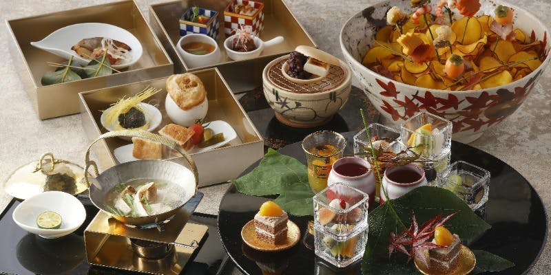 未使用 香蘭社 葉形 長皿4枚 お花見 お祝い 新生活 レストラン 料亭 未使用 香蘭社 葉形 長皿4枚 お花見 お祝い 新生活 レストラン 料亭