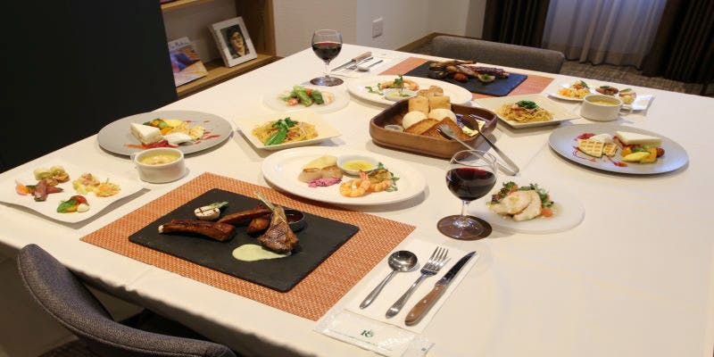 記念日におすすめのレストラン・The Private Lounge BY Richmond Hotel/リッチモンドホテルプレミア東京スコーレの写真1