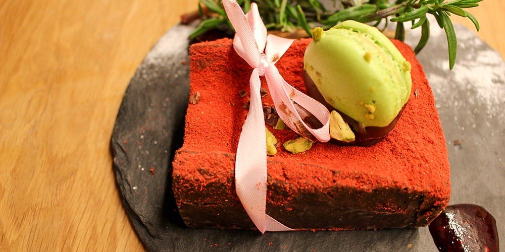 自家製パスタと炭火焼き Cinque5（チンクエ）