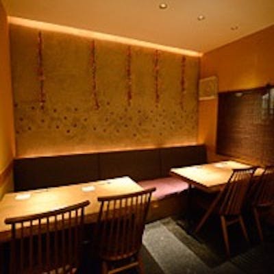 落ち着いた雰囲気の店内