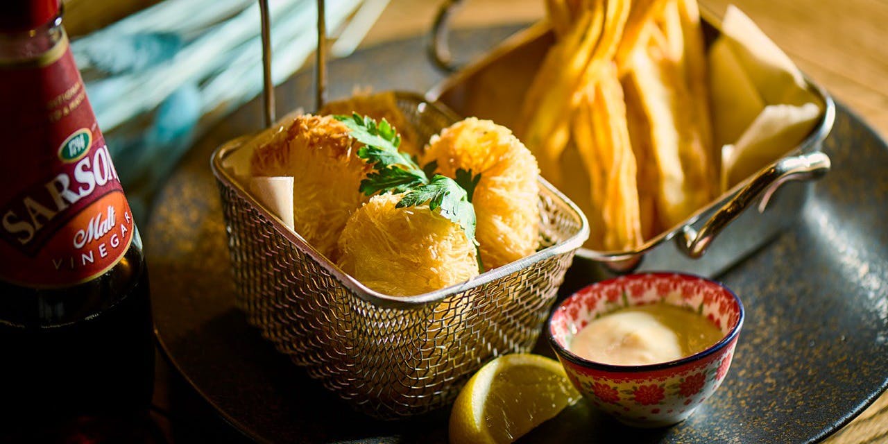 marble arch 日比谷OKUROJI（マーブルアーチ）