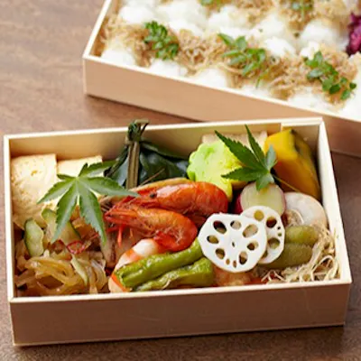 旬の食材をシンプルに表現した懐石を
