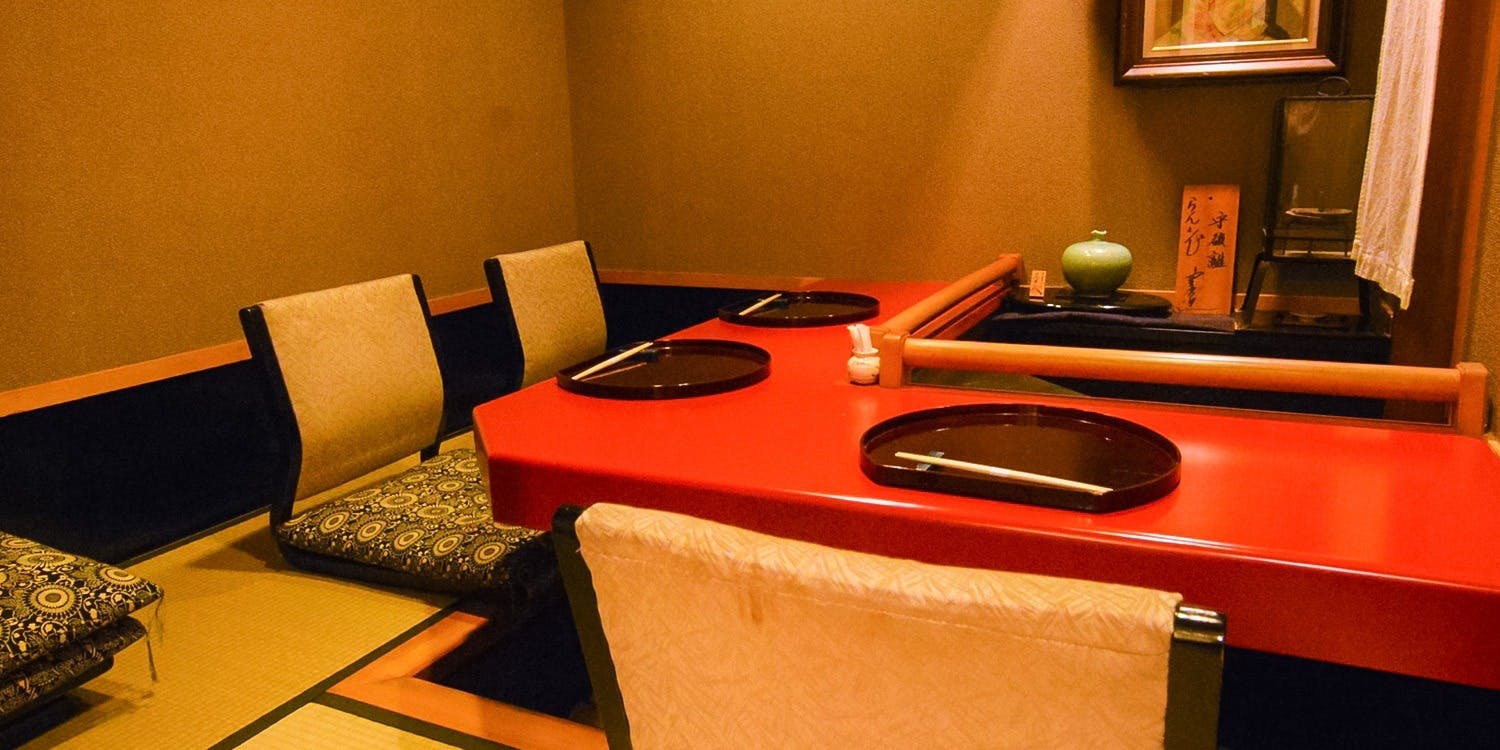 御料理 汐路 らん（【旧店名】炭火会席 藍亭）