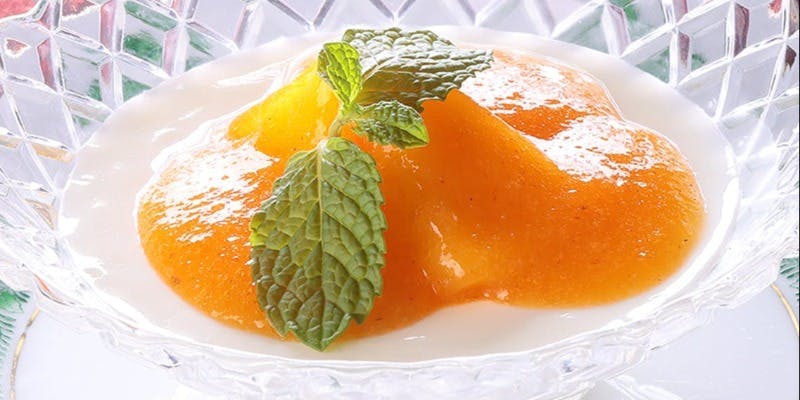 【忘年会コース】冬のアフタヌーンティー＋乾杯シャンパン一杯サービス（ノンアルコールも有ります）