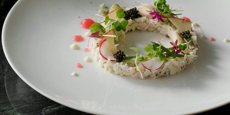 【Xmas2025】フェスティブ 5品ディナーコース＋グラスシャンパン付（12月20日から23日限定）