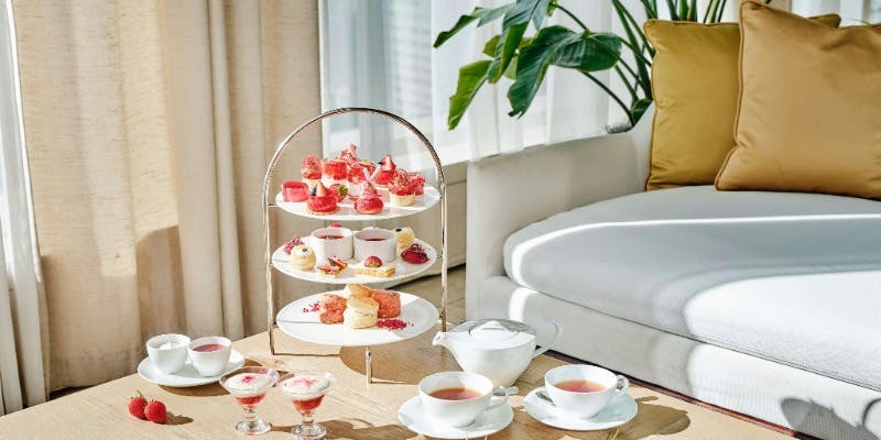 ストロベリーキャビア アフタヌーンティー＋カウンター席