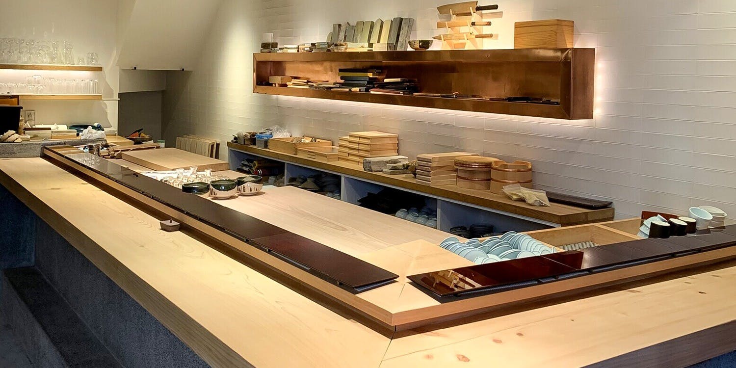 築地 すし Omakase（オマカセ）