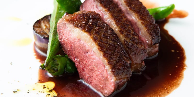 【PESCAコース】 カルパッチョ3種、前菜7種、バケット、スープ、パスタ、鴨胸肉ロースト、デザート2種全6品