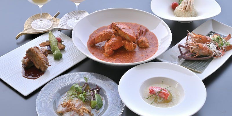 【シグネーチャーコース】日本の旬の食材から、シンガポール名物チリクラブまで・大満足の全7品