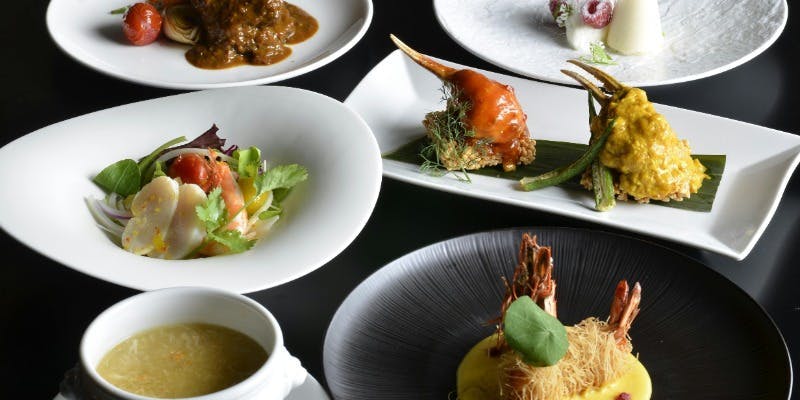 2025 期間限定 クリスマスコース ベイエリアで楽しむスペシャルエスニックフード