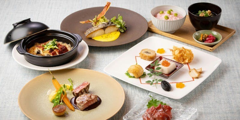 1/21～3/17　平日限定【ダブルメインのプリフィクスランチコースにワンドリンクが付いて4,900円】