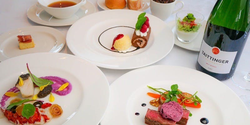 【Xmas2025】クリスマスディナー【乾杯スパークリングワイン付き】／17：30　※早割特典11/30迄※