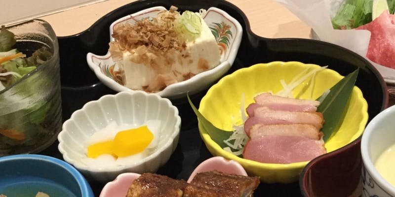 【近江牛鍋＆鰻寿司セット】鴨ロース、茶碗蒸しなど全8品