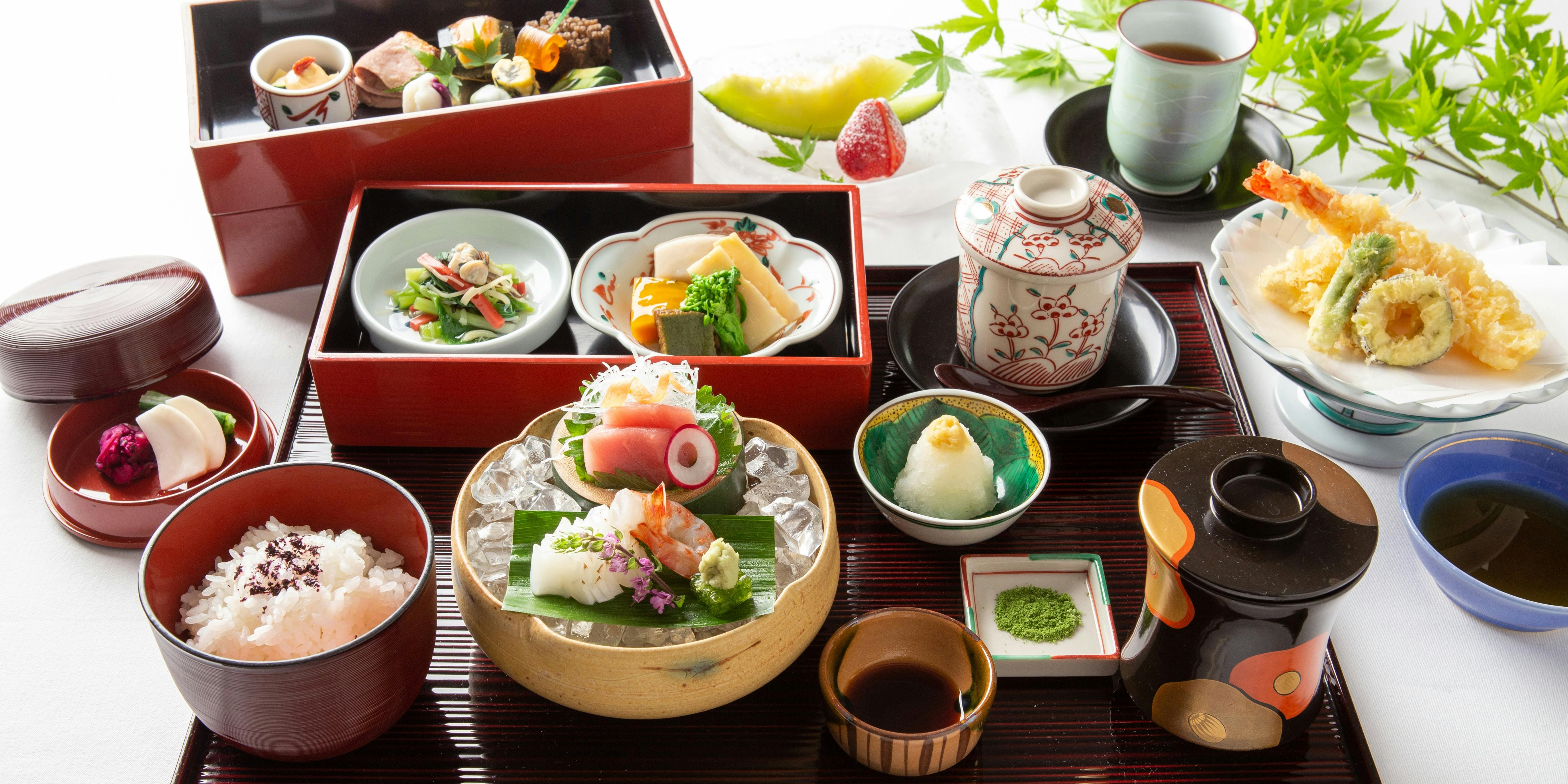 八王子日本閣 レストラン フローラ 【鑓水御膳】御造り、天ぷら、朱二