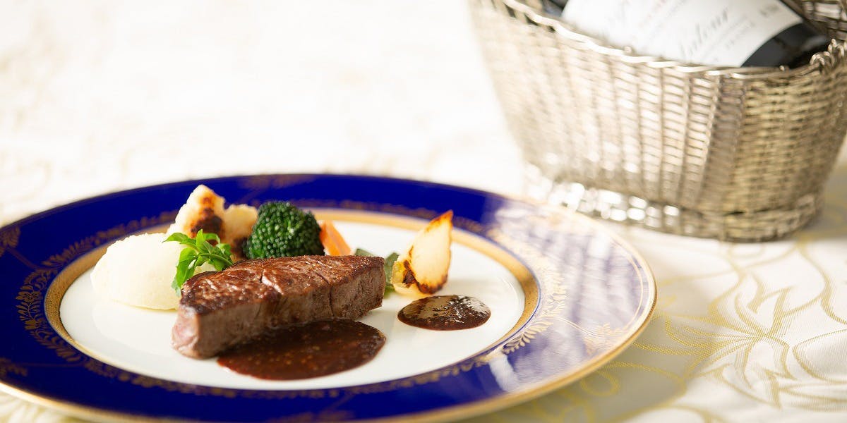 レストラン・フロ－ラ（Restaurant FLORA）