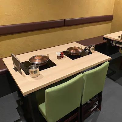 上質でありながら“1人ひと鍋”ならではの気軽さも