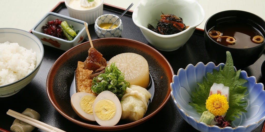 京和田／神戸ポートピアホテル 【味楽膳】おでん5種盛り合せ、お造り