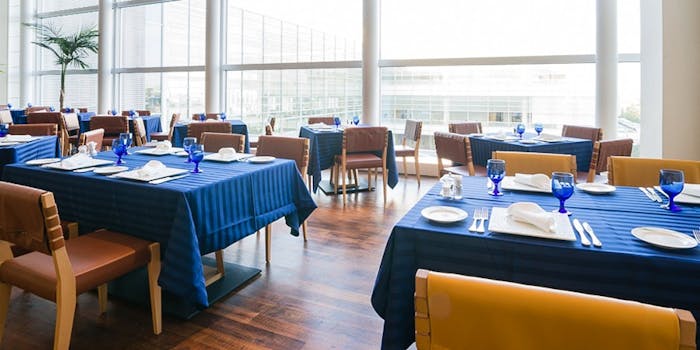 セリーナ セリーナ ホテルニッコウニイガタ ホテル日航新潟 ブッフェ 一休 Comレストラン