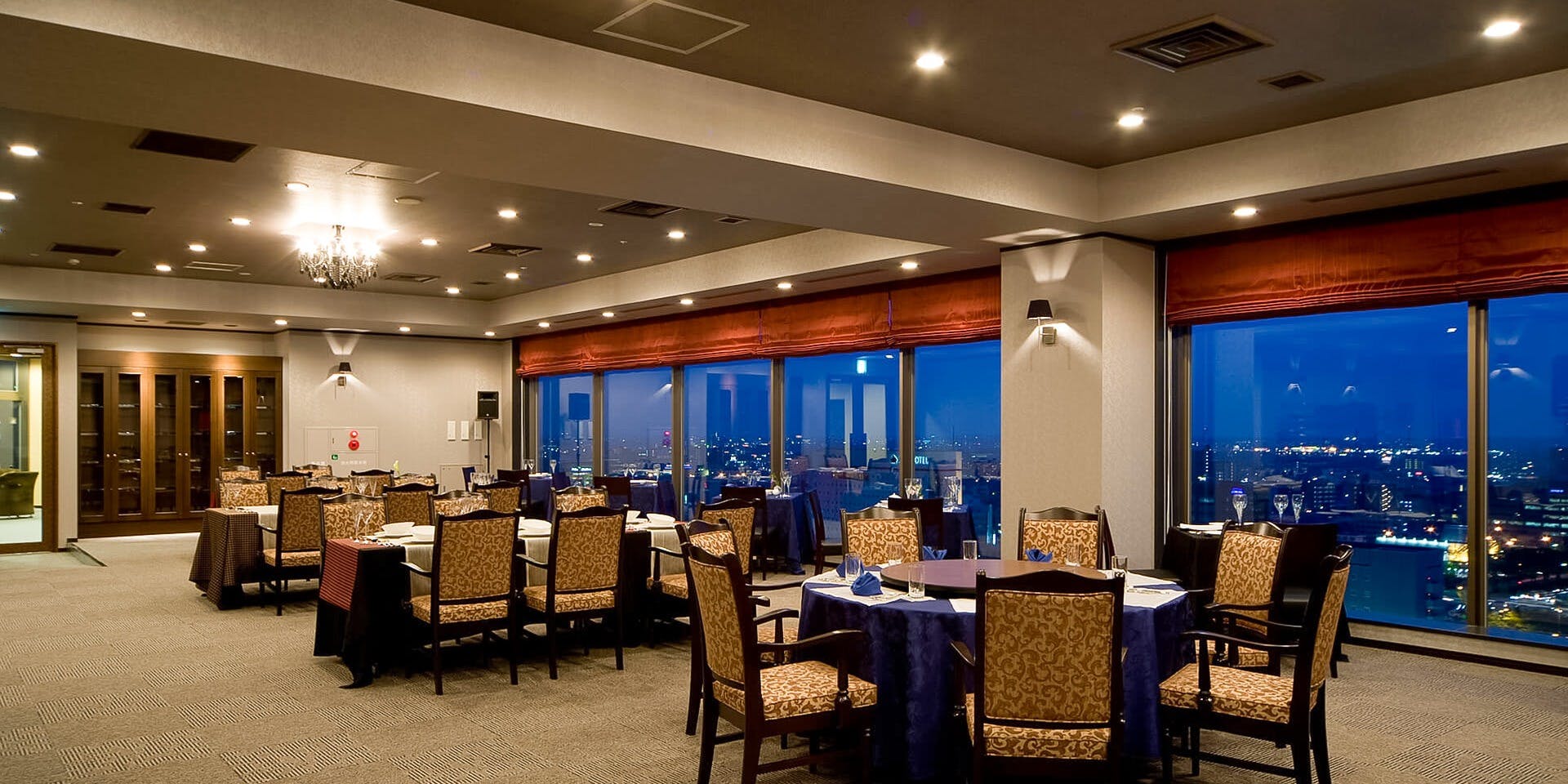 トップラウンジ＆レストラン ラズベリー（Raspberry）