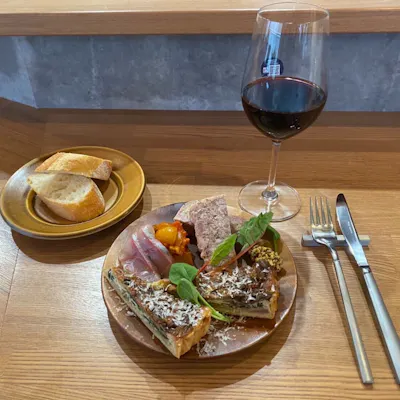 料理に合う種類豊富なワイン