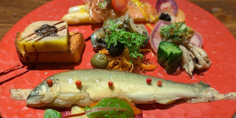 ワイン食堂　根