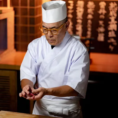 板長の職人技が楽しめるカウンター席
