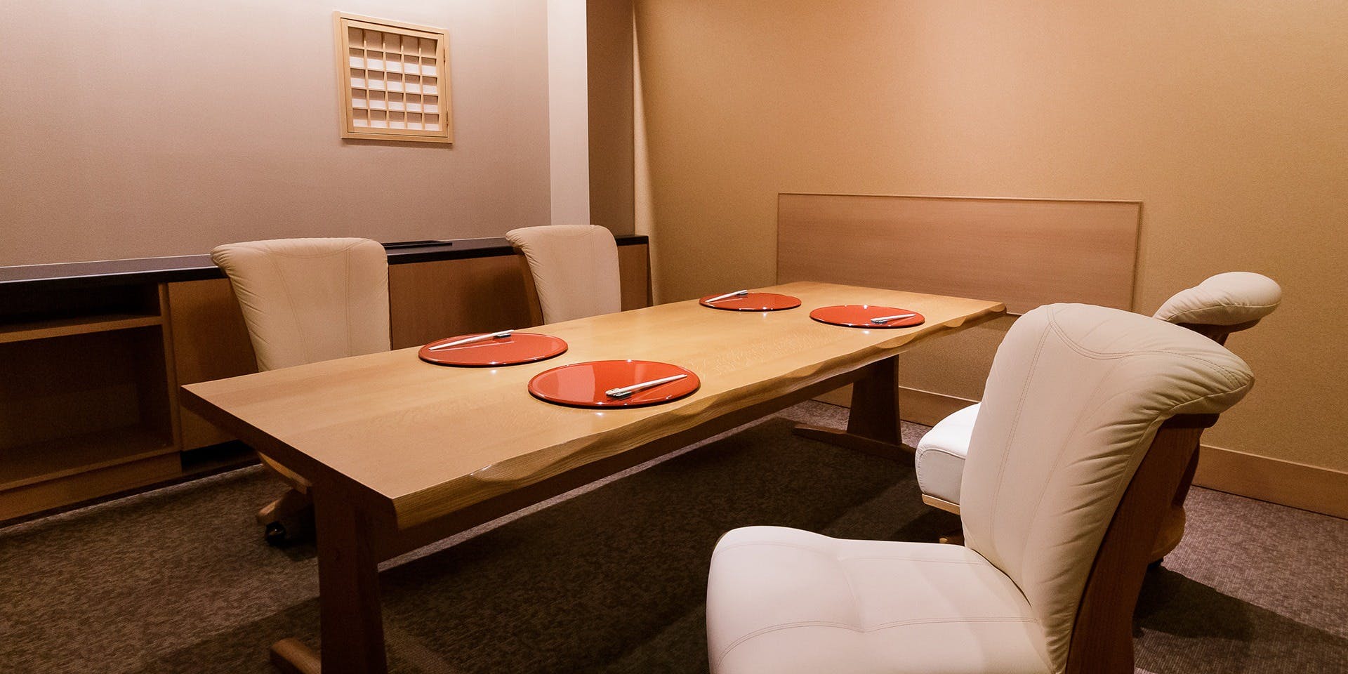 ディナー 日本料理 はなき ニホンリョウリ ハナキ 淀屋橋 北浜 日本料理 一休 Comレストラン